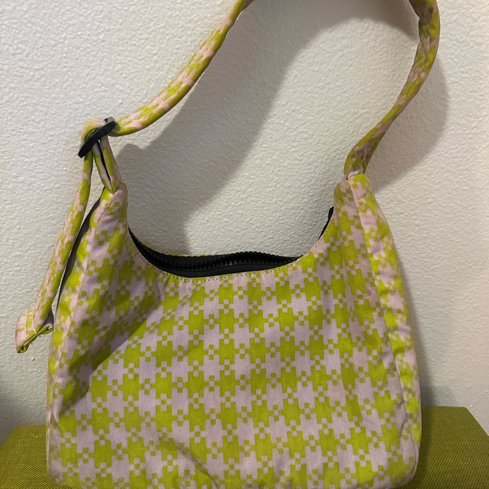 BAGGU Green and Pink Houndstooth Shoulder Bag